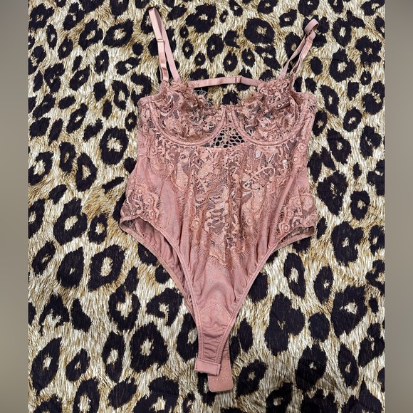 Lace Lingerie Bodysuit - size M - NEVER WORN - set of 3 - Picture 3 of 4
